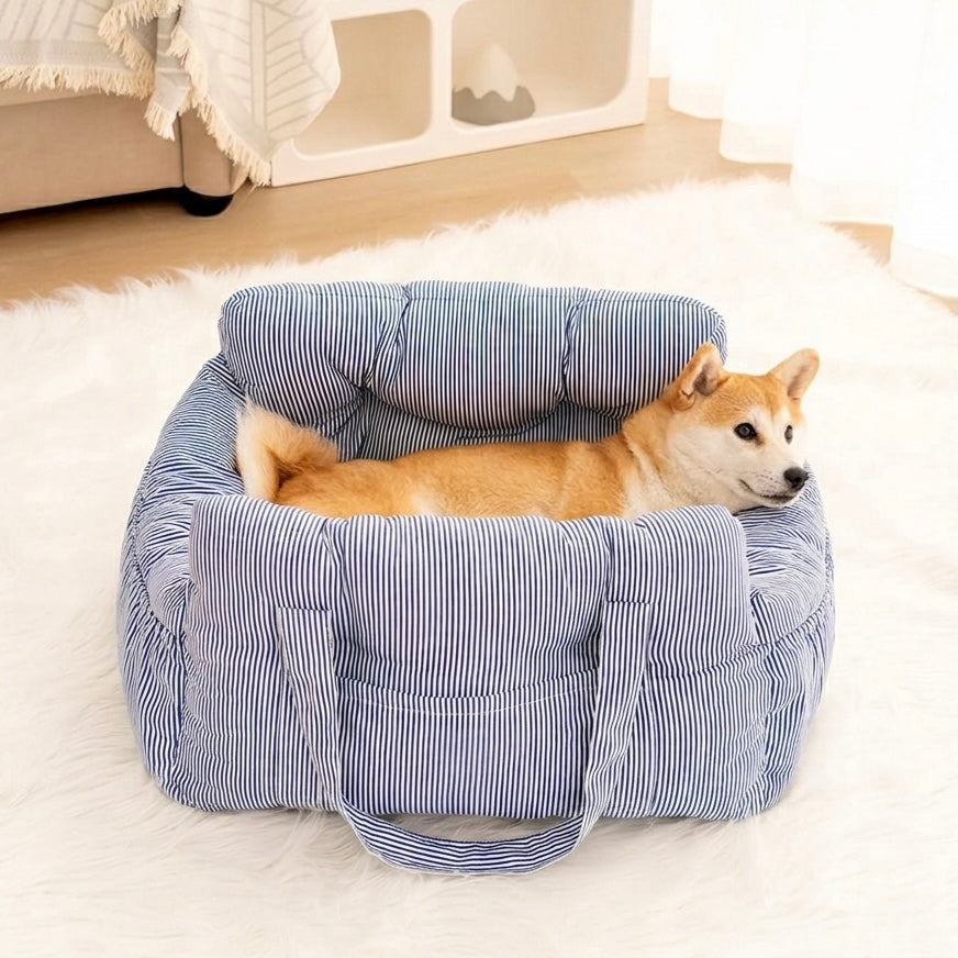 Dog Booster Car Seat – Adjustable Harness & Semi-Enclosed Design