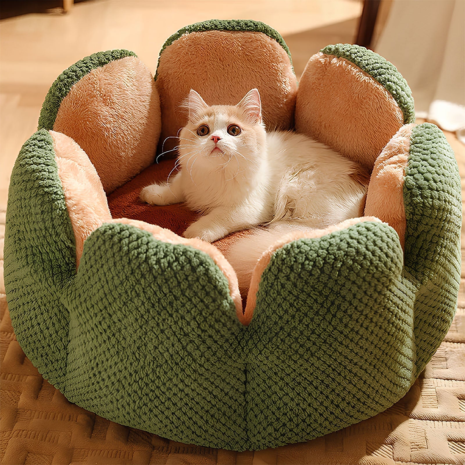 Cactus Pet Bed – Soft Plush with Cozy Enclosed Design for Cats & Small Dogs