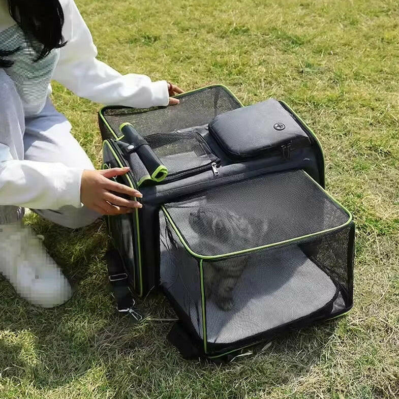 Expandable Pet Carrier Bag – Breathable Mesh, Foldable & Lightweight
